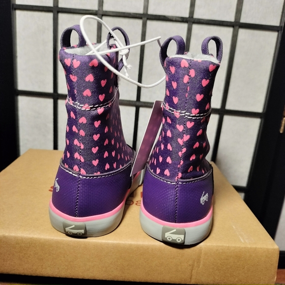 See Kai Run Basics Ripley Boots Girl's Size 6 purple/hearts - Picture 3 of 4
